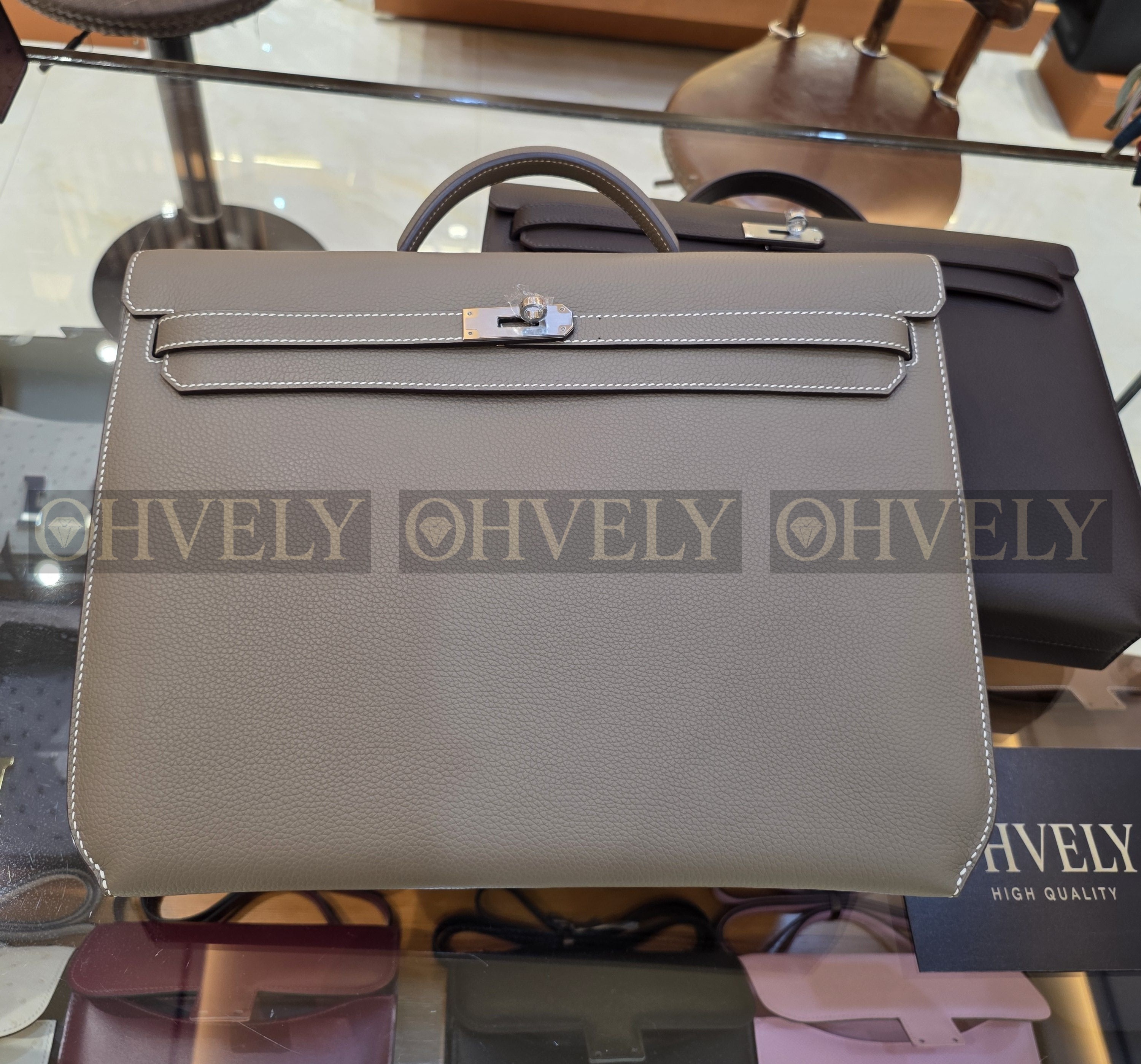 Hermès Kelly Depeches 36 브리프케이스 에토프 (매장가 2350만) 상품 썸네일