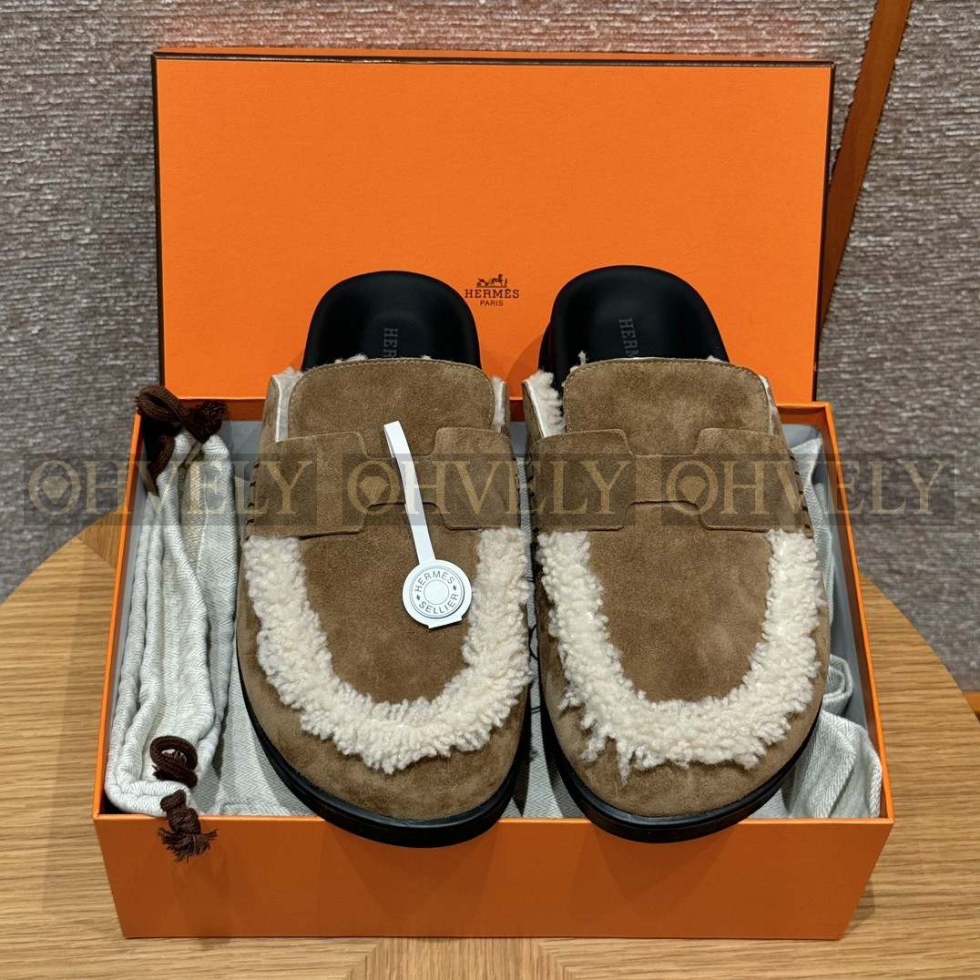 Hermès Go뮬 스웨이드 고트스킨(브룬 퓨메)