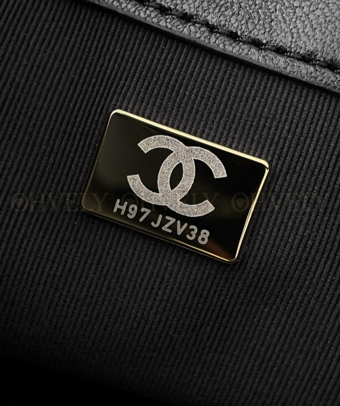 CHANEL 26C 맥시 호보 백 (스몰) 상품 썸네일