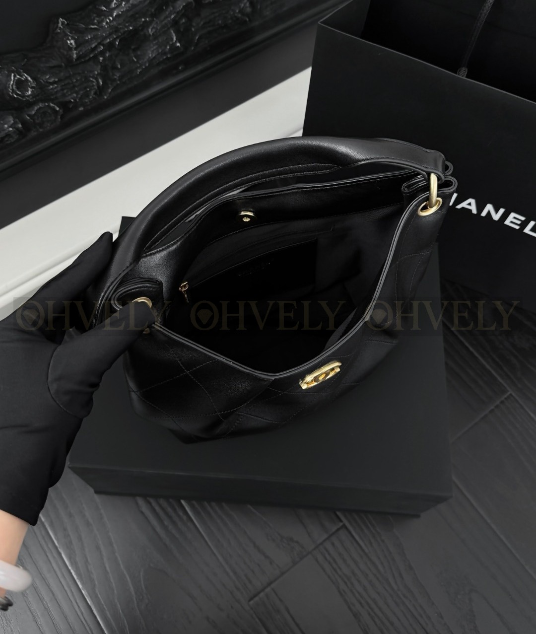 CHANEL 26C 맥시 호보 백 (스몰) 상품 썸네일