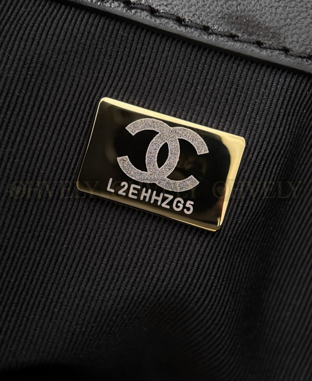 CHANEL 26C 맥시 호보 백 (미디움) 상품 썸네일