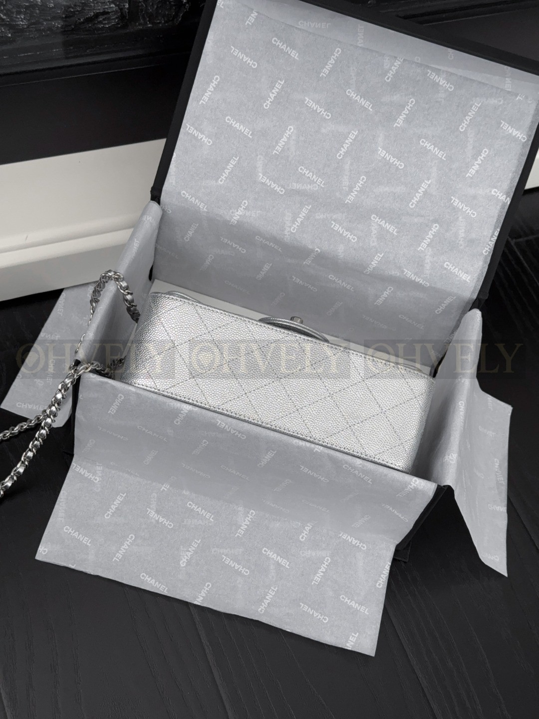 Chanel(샤넬) 실버 캐비어 클래식 미듐 상품 썸네일