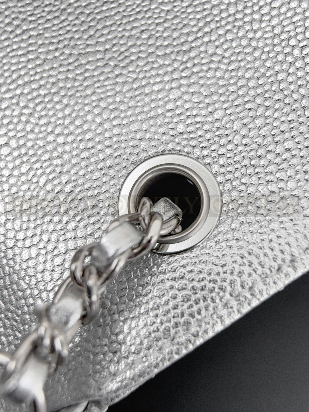 Chanel(샤넬) 실버 캐비어 클래식 미듐 상품 썸네일