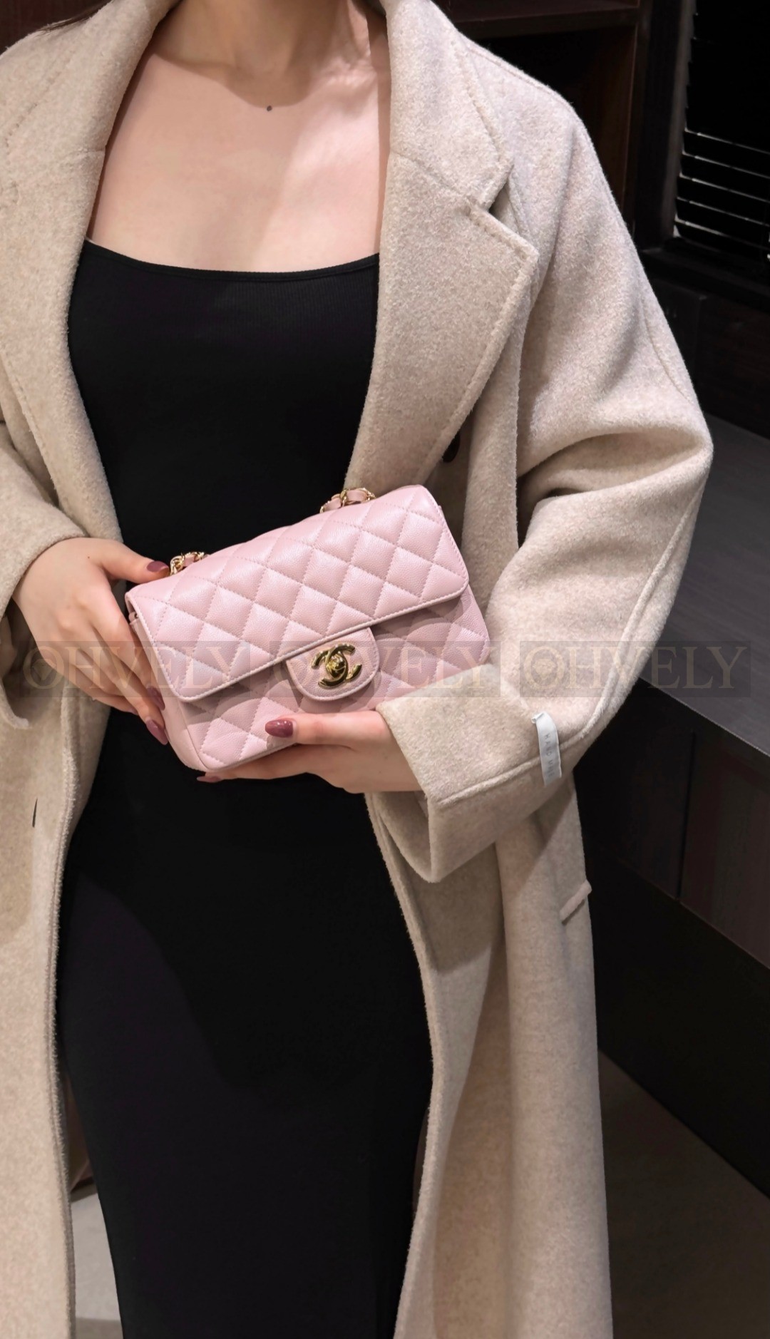 Chanel(샤넬) 핑크 캐비어 클래식 미듐 상품 썸네일