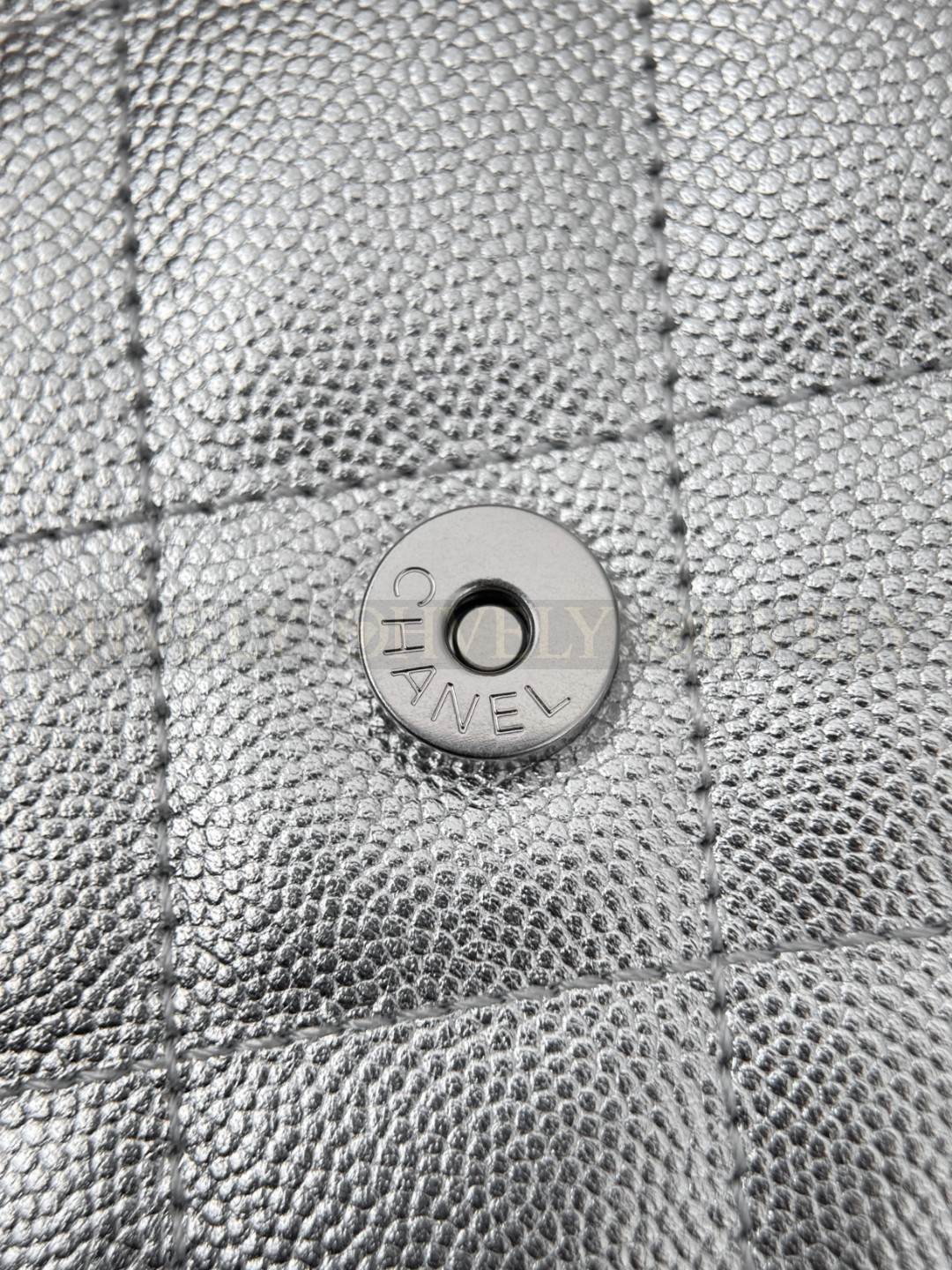 CHANEL 25 실버 메탈 상품 썸네일