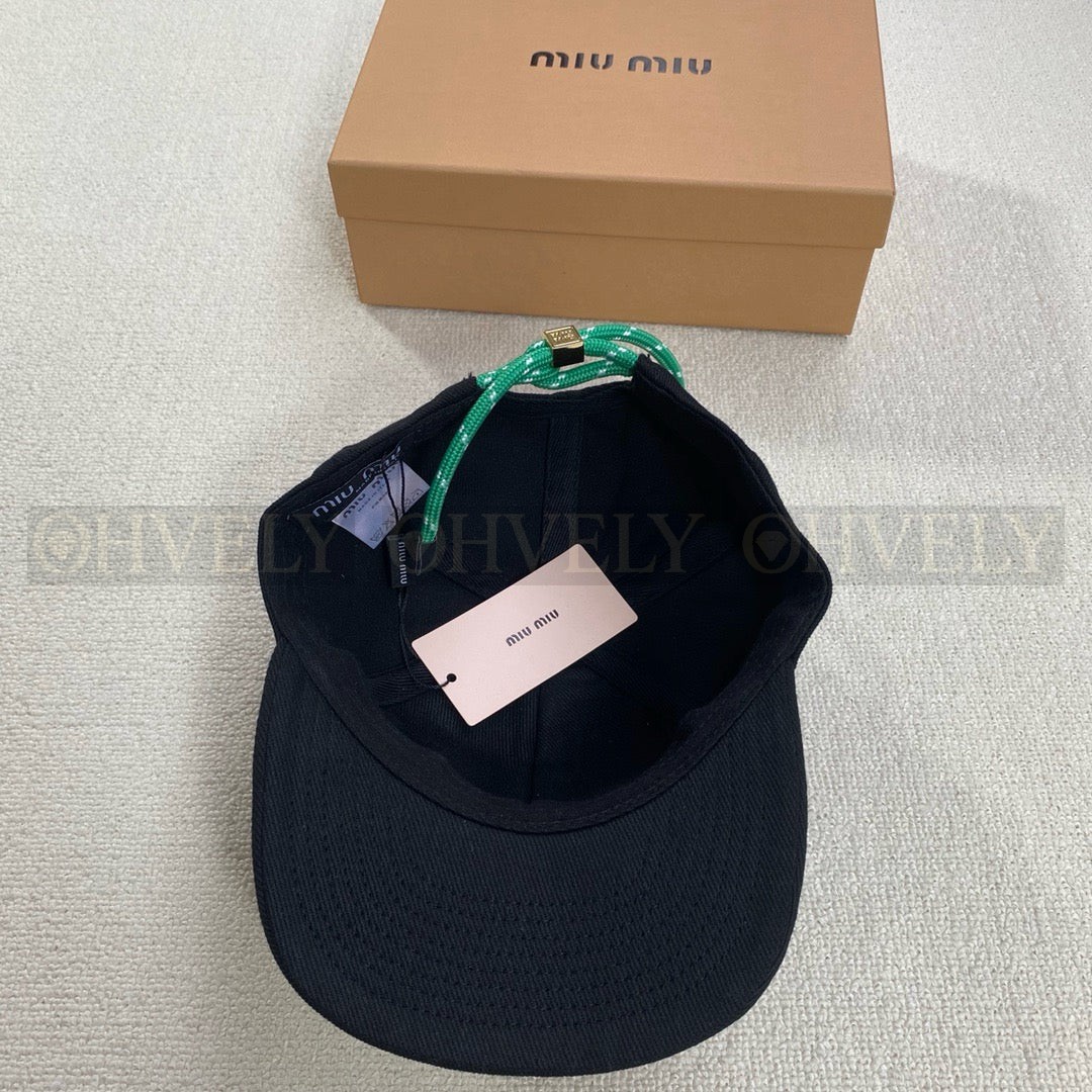 미우미우 볼캡 상품 썸네일