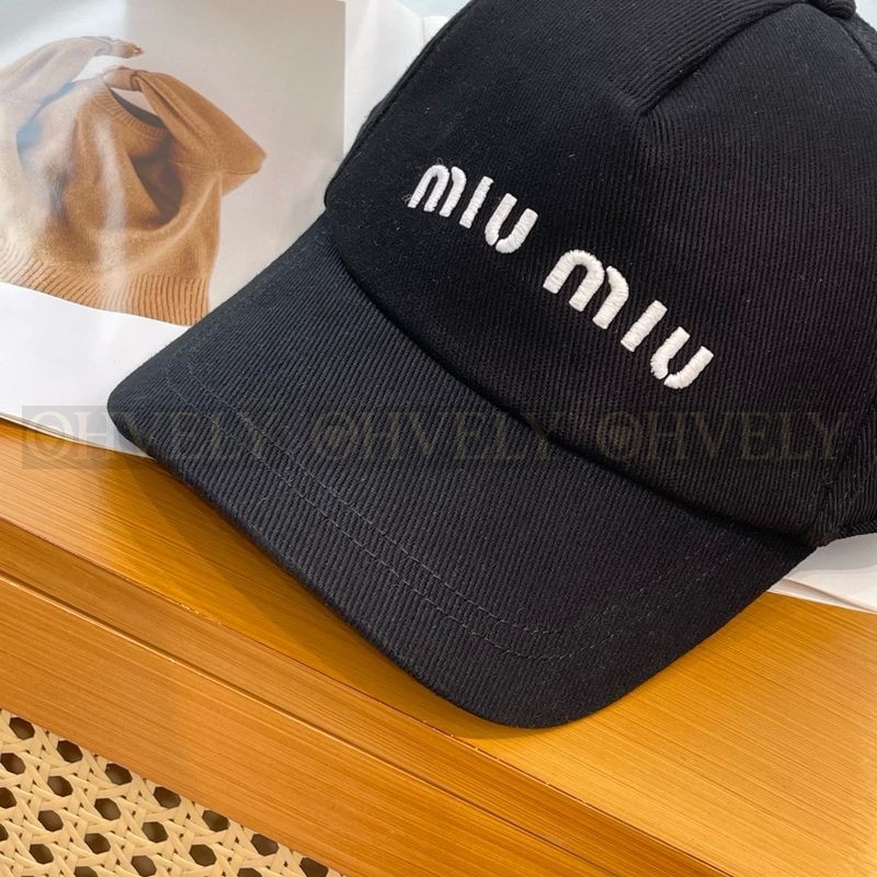 미우미우 볼캡 상품 썸네일