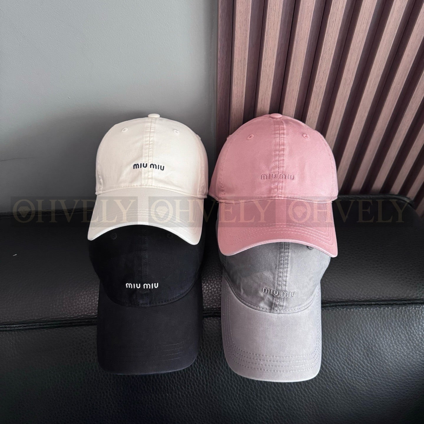 미우미우 볼캡 상품 썸네일
