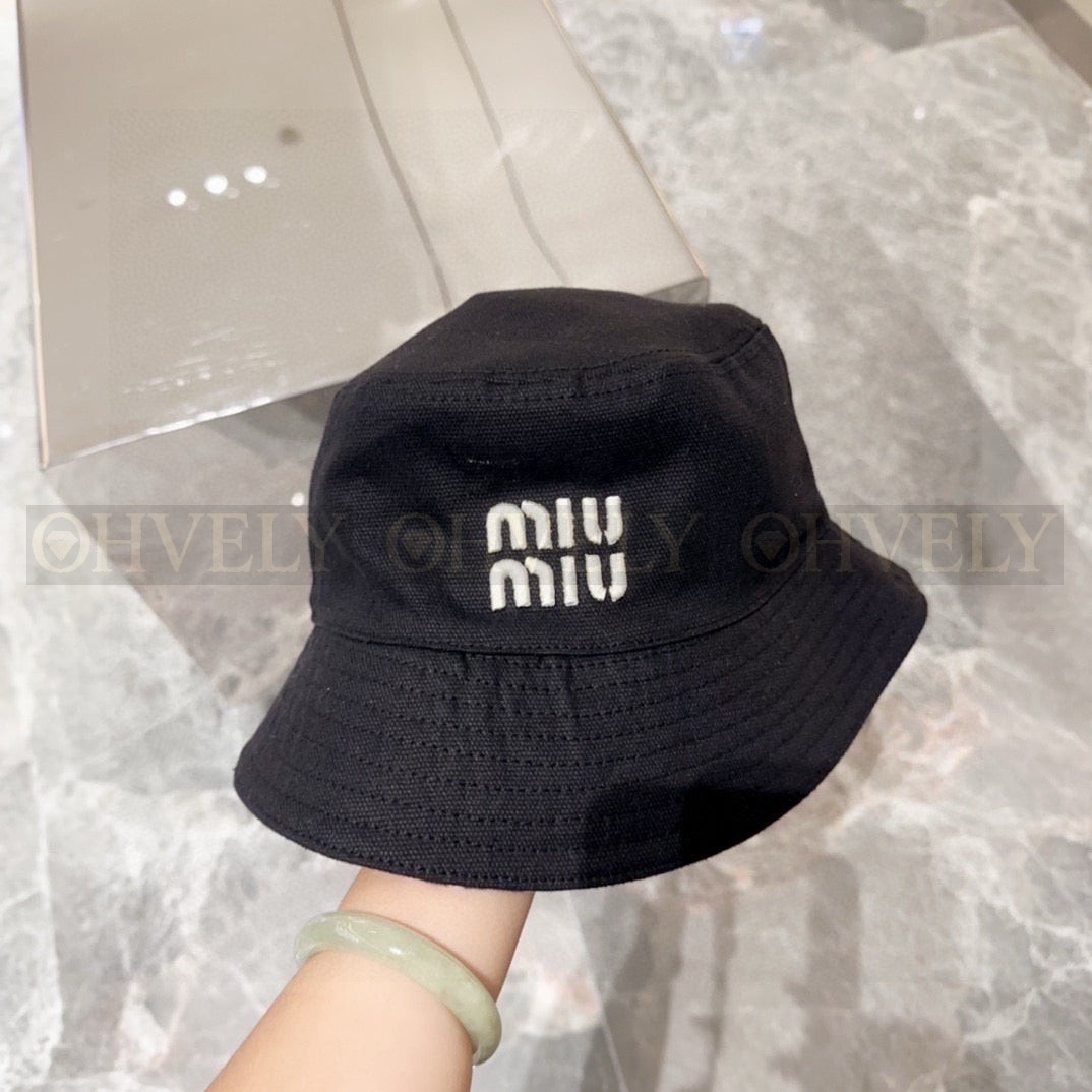 미우미우 버킷햇 상품 썸네일