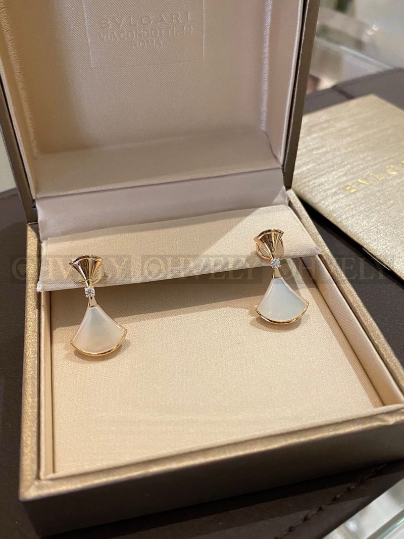 불가리 디바스 드림 더블 이어링 상품 썸네일