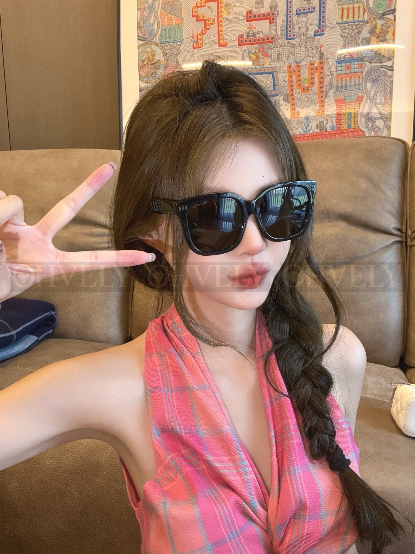 미우미우 선글라스 SMU66N 상품 썸네일