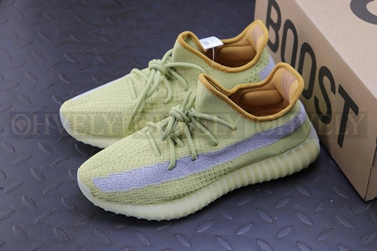 YEEZY 350 V2 마쉬 상품 썸네일