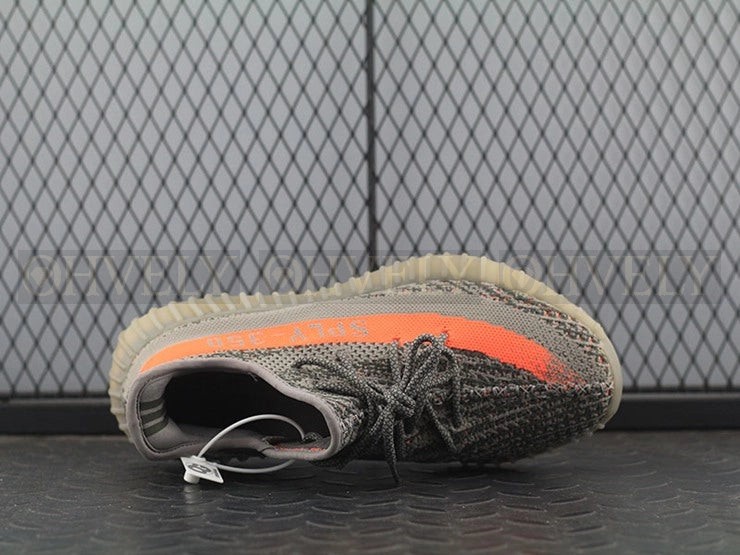 YEEZY 350 V2 벨루가 솔라레드 리플렉티브 상품 썸네일
