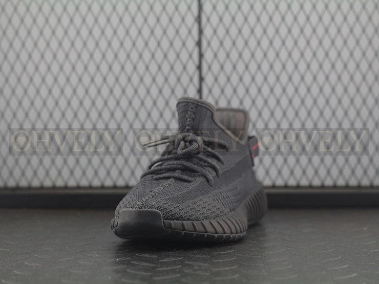 YEEZY 350 V2 블랙 상품 썸네일