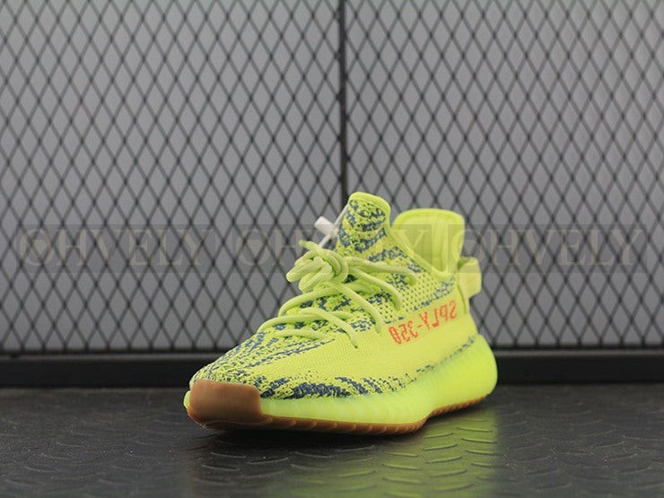 YEEZY 350 V2 세미프로즌 상품 썸네일