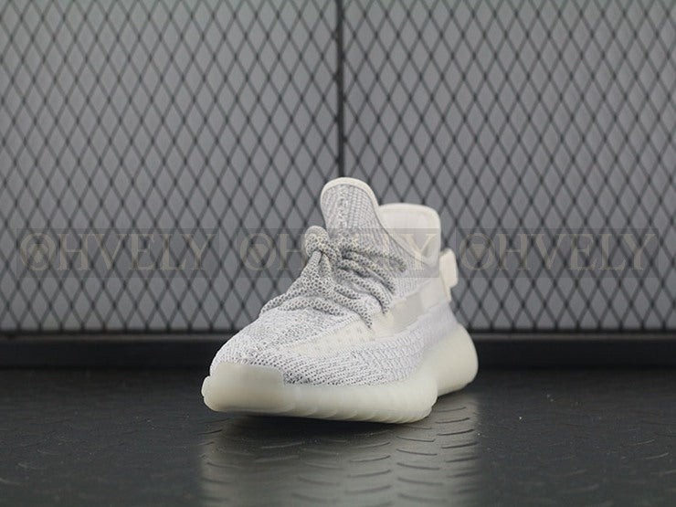 YEEZY 350 V2 스테틱 상품 썸네일