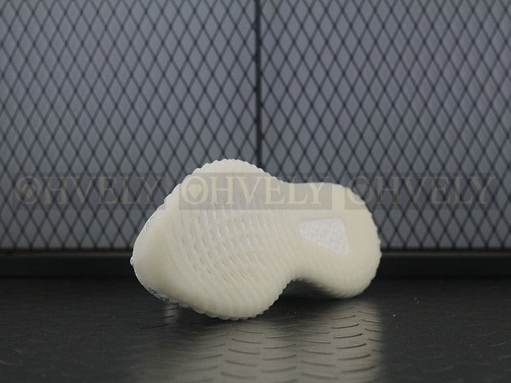 YEEZY 350 V2 스테틱 상품 썸네일