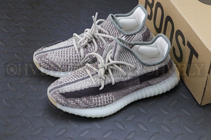 YEEZY 350 V2 시온 상품 썸네일
