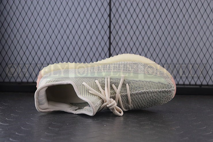 YEEZY 350 V2 시트린 상품 썸네일