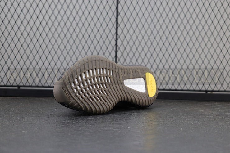 YEEZY 350 V2 신더 리플렉티브 상품 썸네일