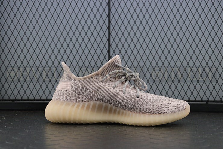 YEEZY 350 V2 신스 리플렉티브 상품 썸네일