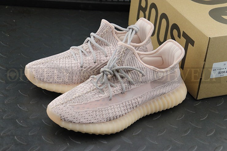 YEEZY 350 V2 신스 리플렉티브 상품 썸네일