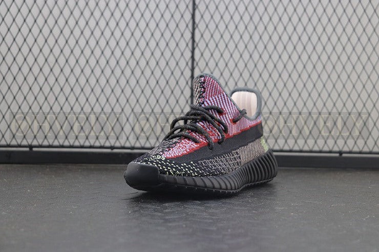 YEEZY 350 V2 예힐 상품 썸네일
