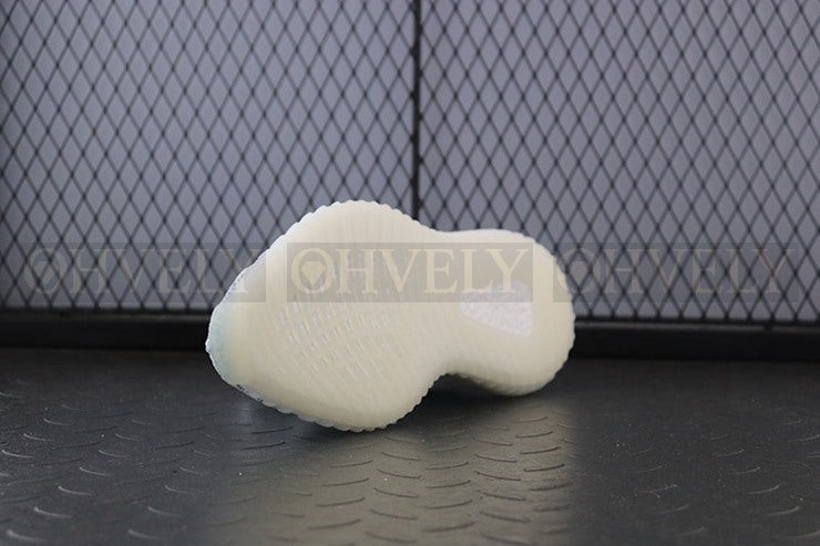 YEEZY 350 V2 클라우드 화이트 상품 썸네일
