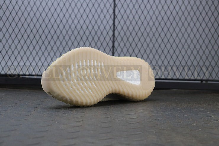YEEZY 350 V2 플랙스 상품 썸네일