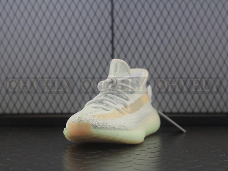 YEEZY 350 V2 하이퍼스페이스 상품 썸네일