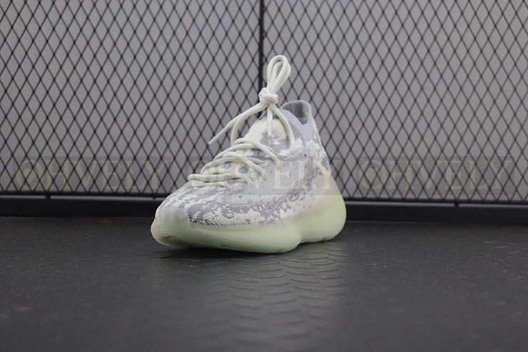 YEEZY 380 에일리언 상품 썸네일