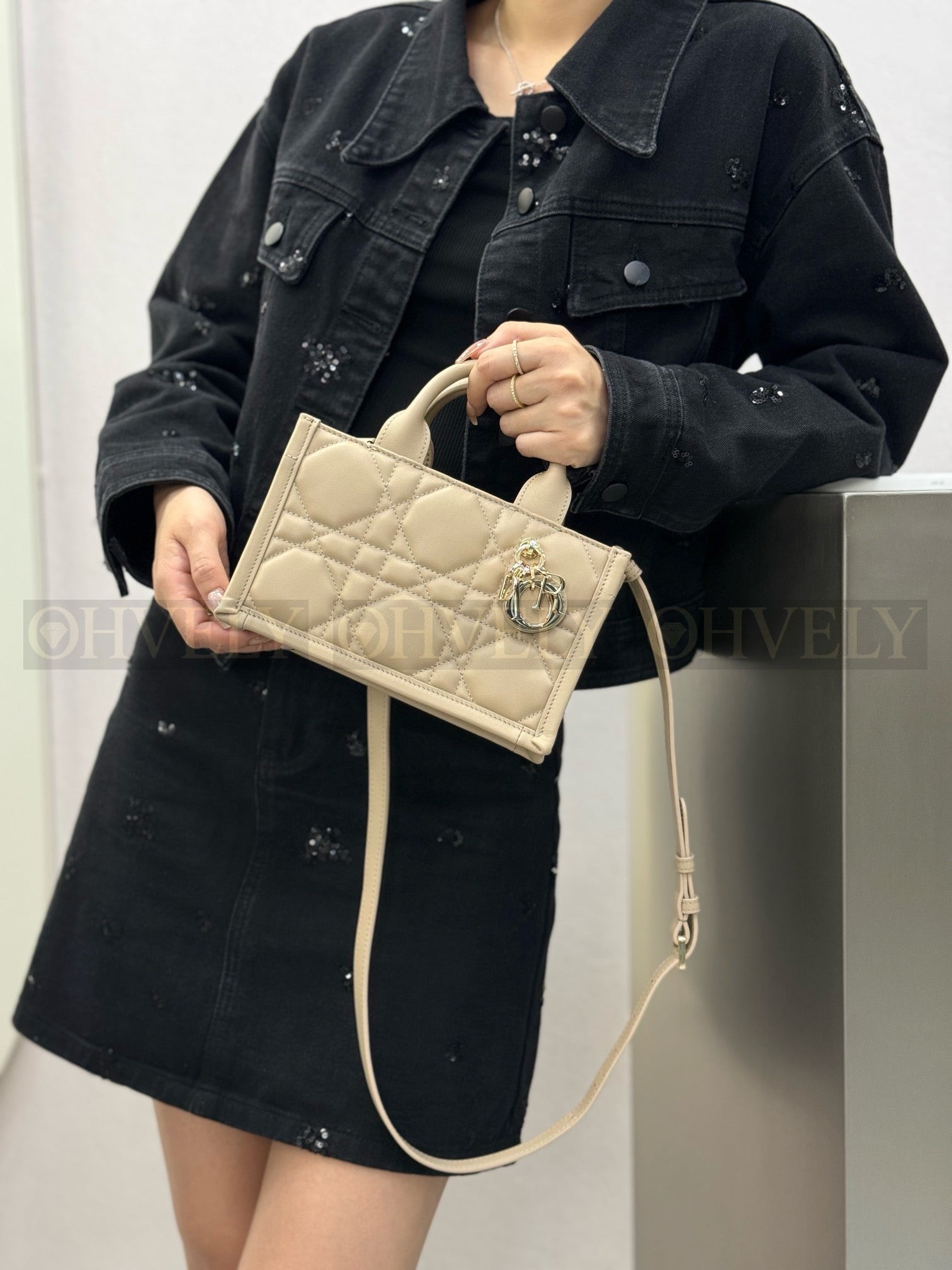 디올 매크로까나쥬 북 토트백 미니 상품 썸네일