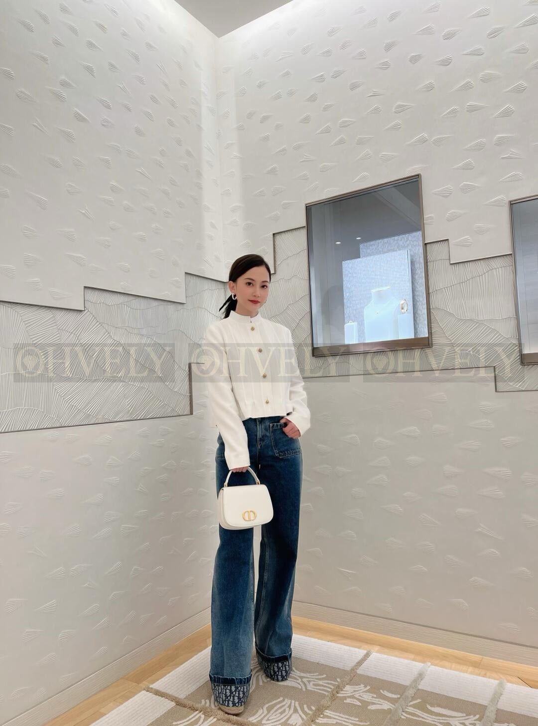 디올 30 몽테인 에비뉴 미디엄 탑 핸들백 상품 썸네일
