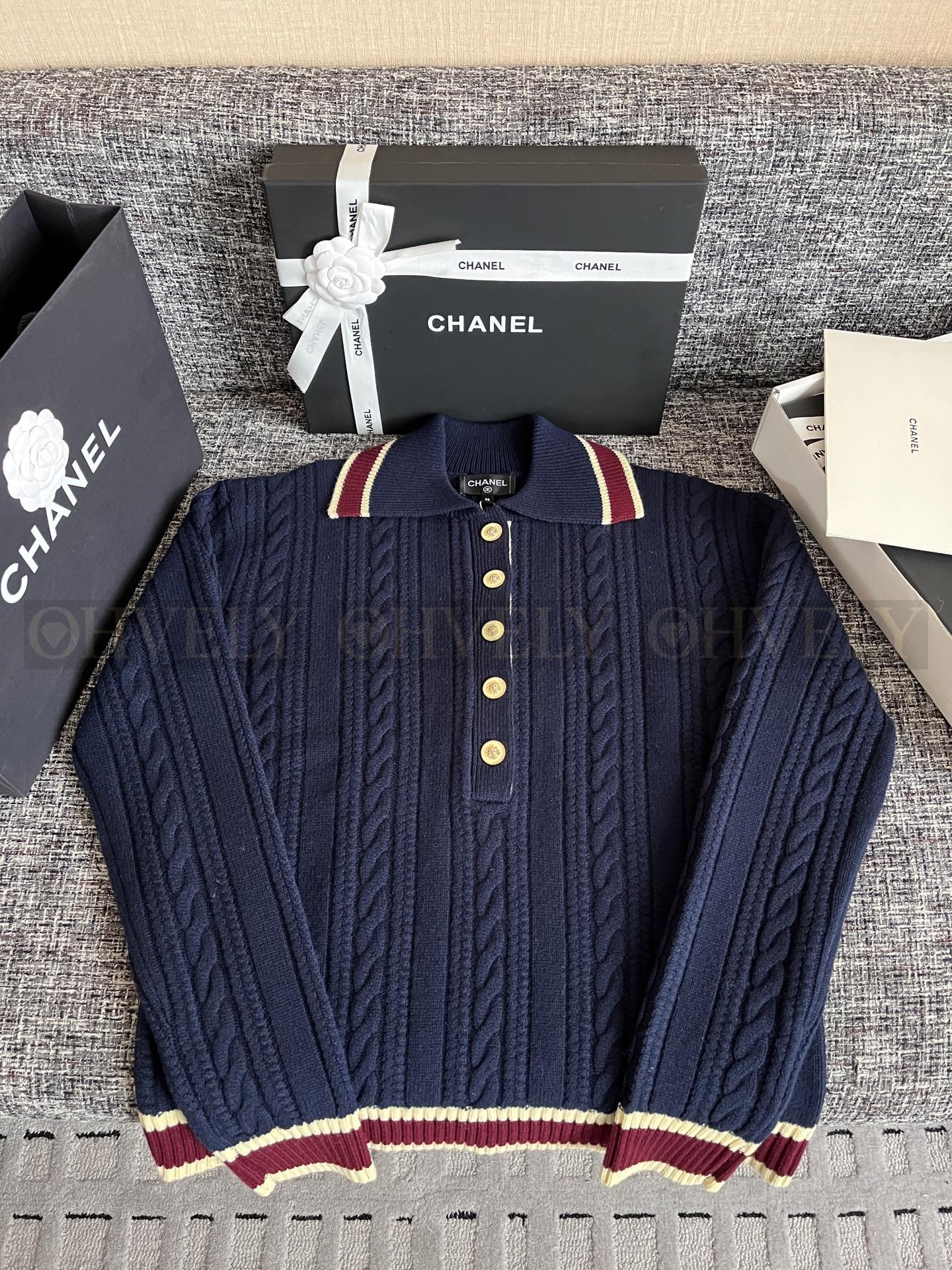 【 ZP 】CHANEL 2026 니트 레드/화이트 (매장가 640만원) 상품 썸네일