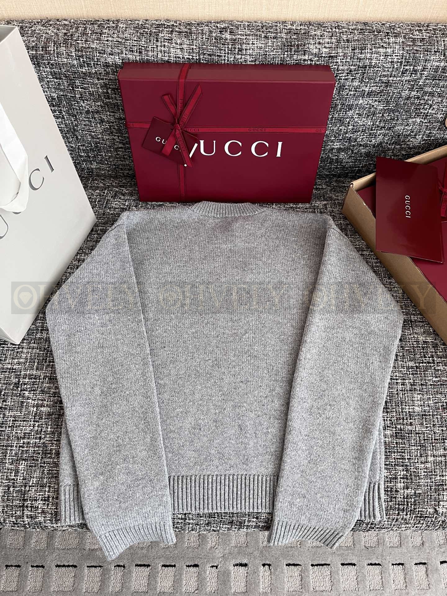 【 ZP 】Gucci 2025 모직 긴팔 (매장가 220만원) 상품 썸네일