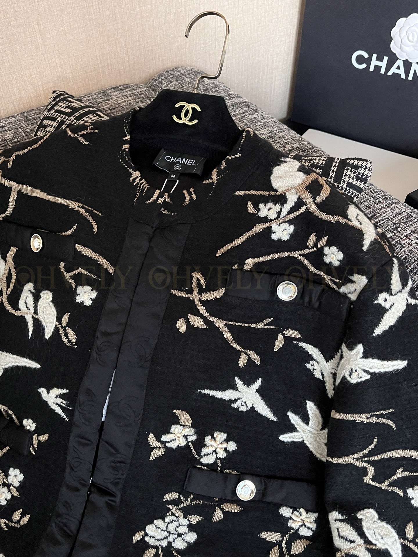 【 ZP 】CHANEL 2025 자켓 (매장가 1560만원) 상품 썸네일