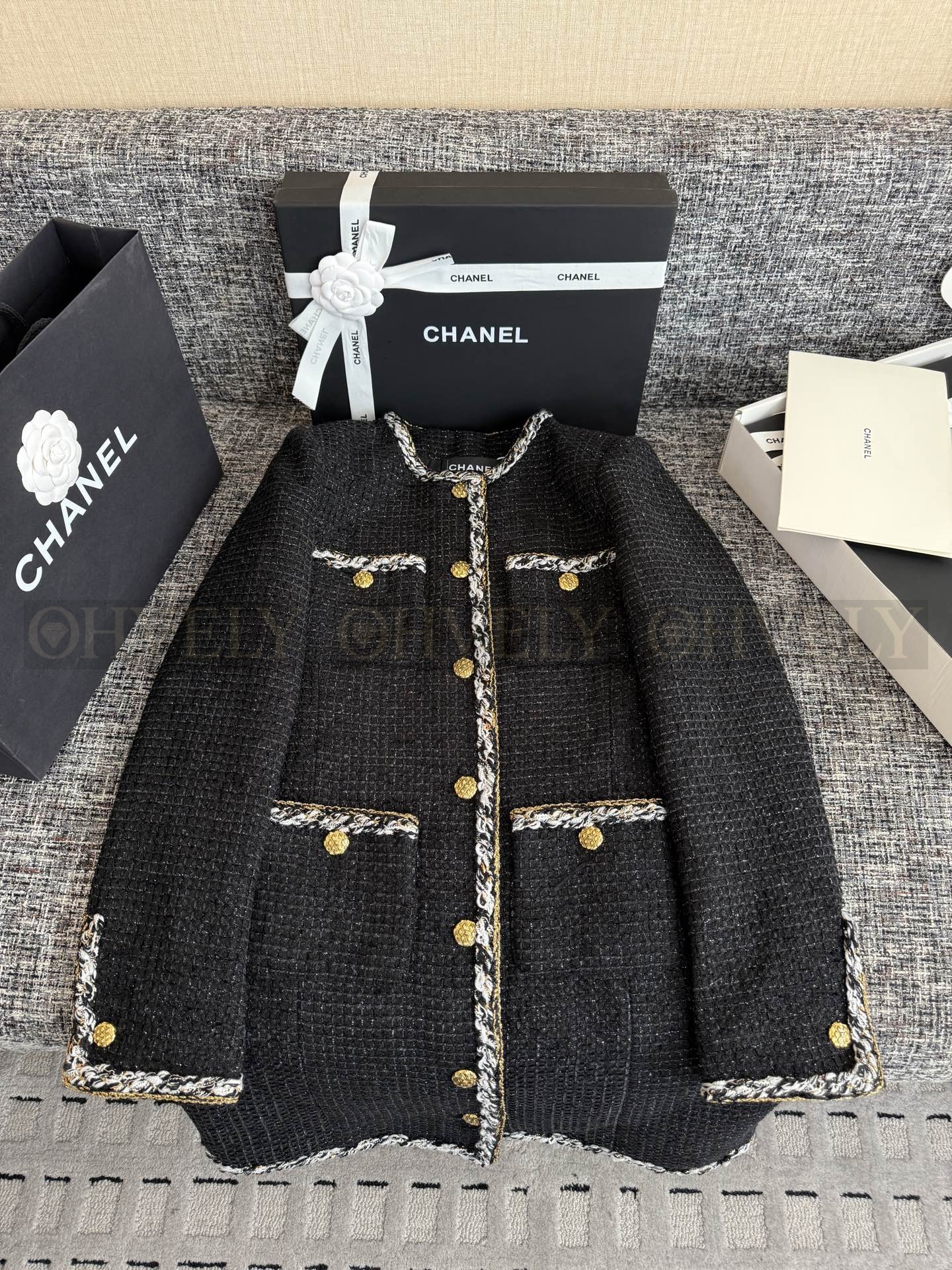 【 ZP 】CHANEL 2025 자켓 원피스 (매장가 1590만원) 상품 썸네일