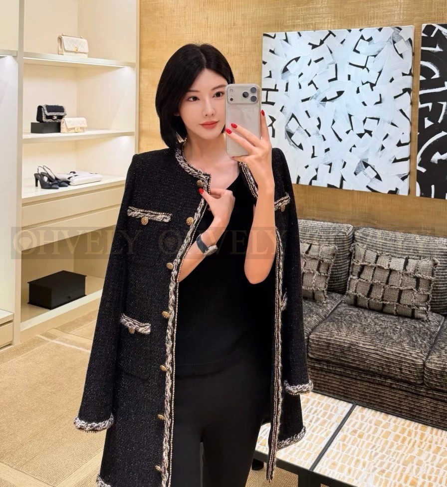 【 ZP 】CHANEL 2025 자켓 원피스 (매장가 1590만원) 상품 썸네일