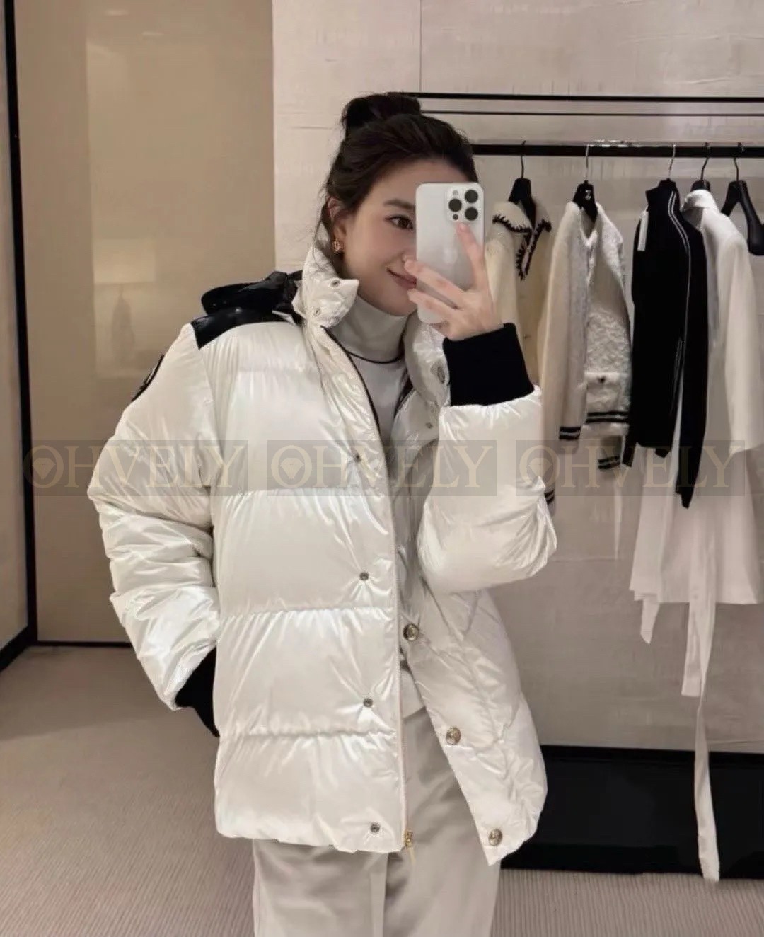 【 ZP 】CHANEL 2025 패딩 (매장가 1200만원) 상품 썸네일
