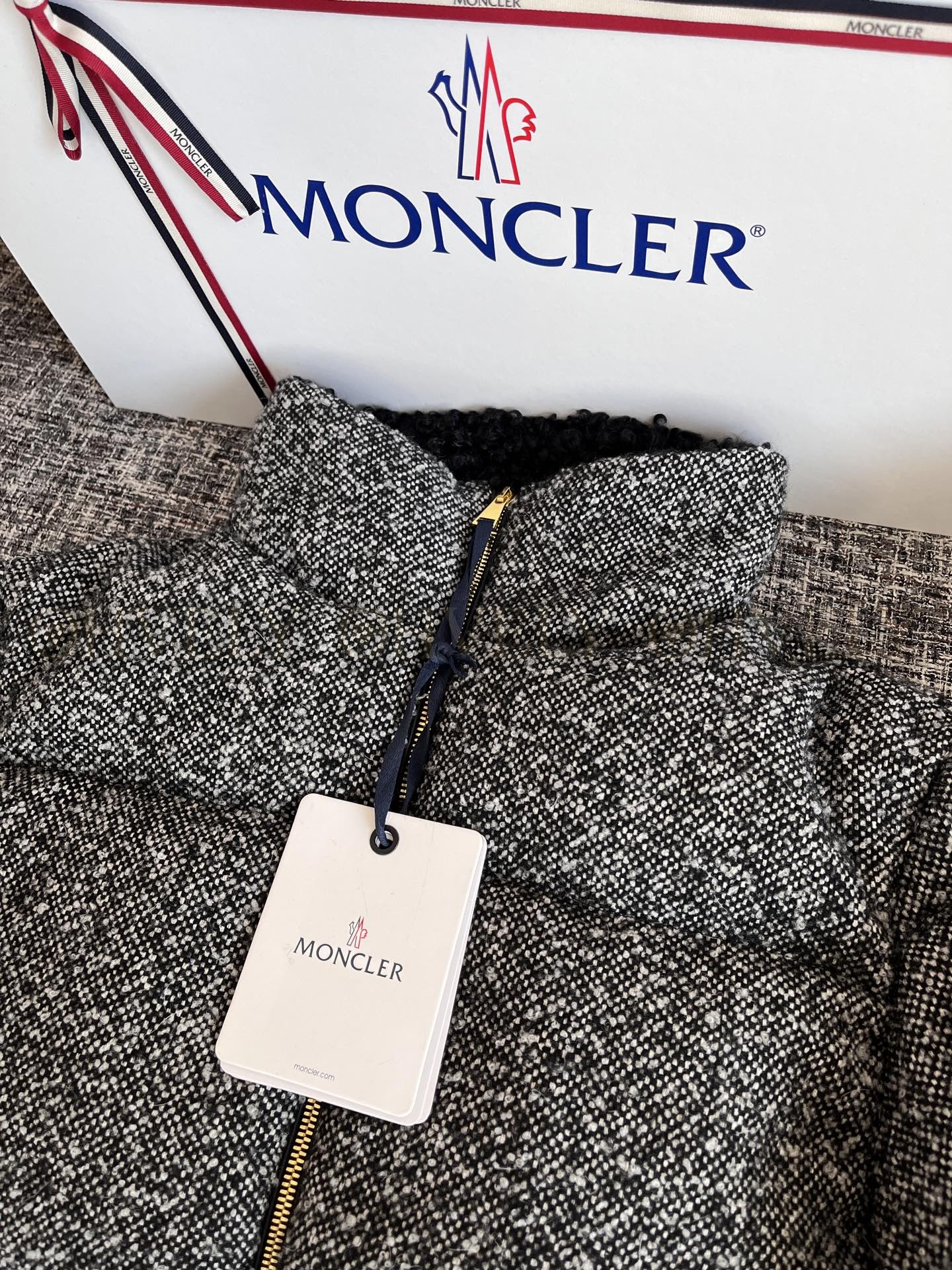 【 ZP 】Moncler 2025 패딩 (매장가 360만원) 상품 썸네일