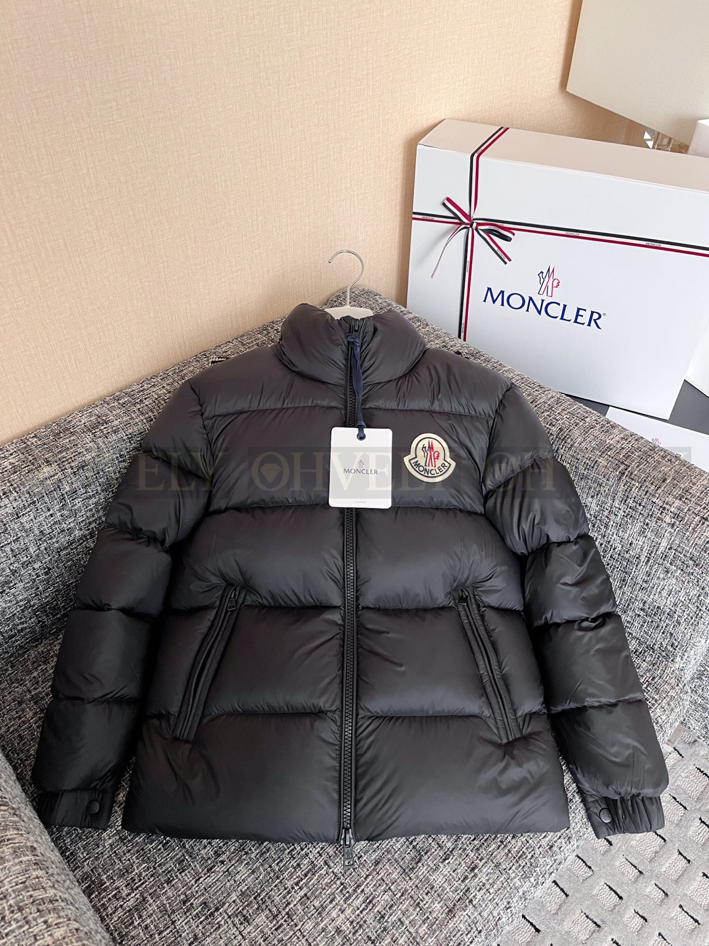 【 ZP 】Moncler 2025 패딩 (매장가 222만원) 상품 썸네일