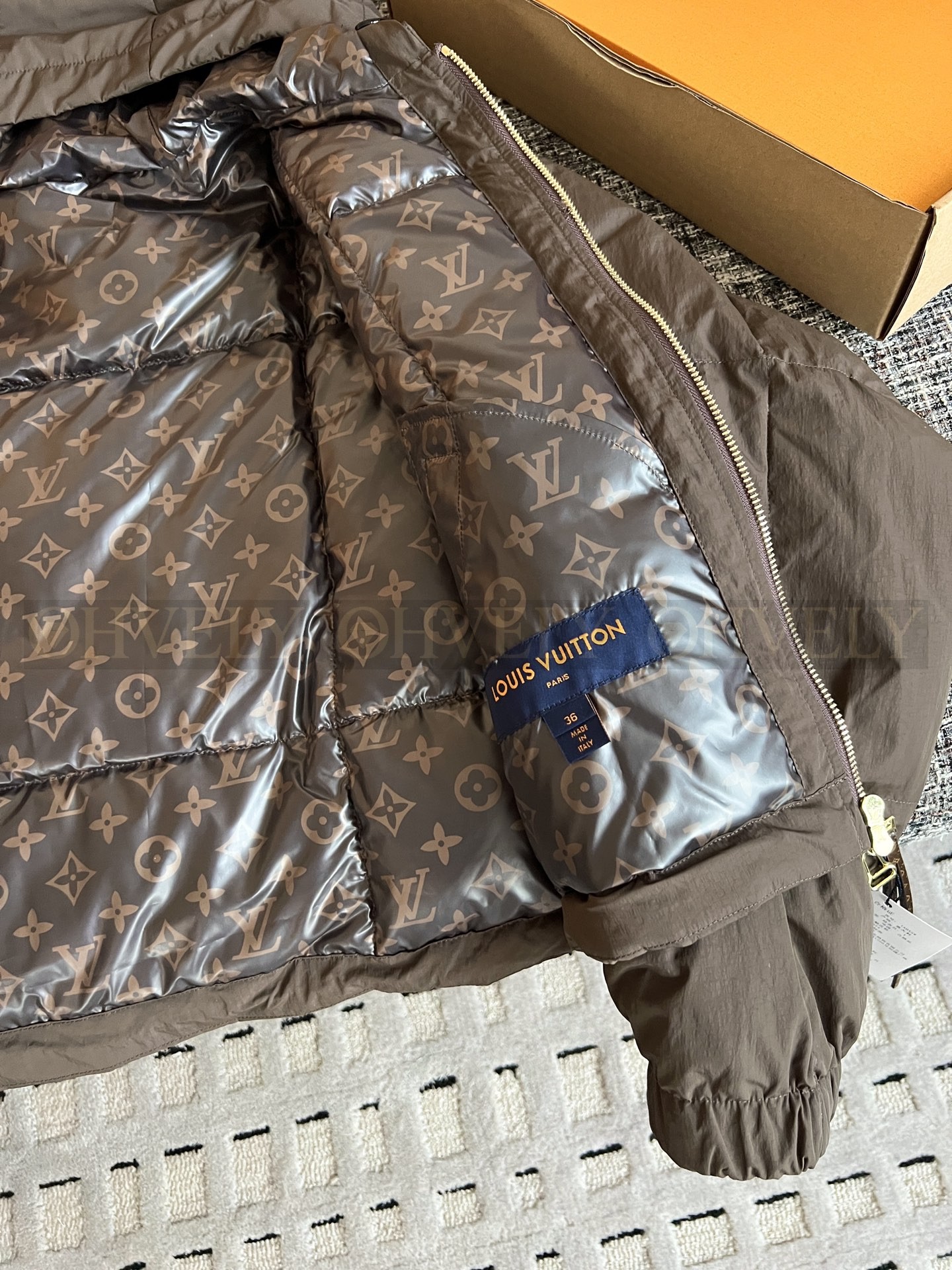 【 ZP 】Louis Vuitton 2025 패딩 점퍼 (매장가 680만원) 상품 썸네일