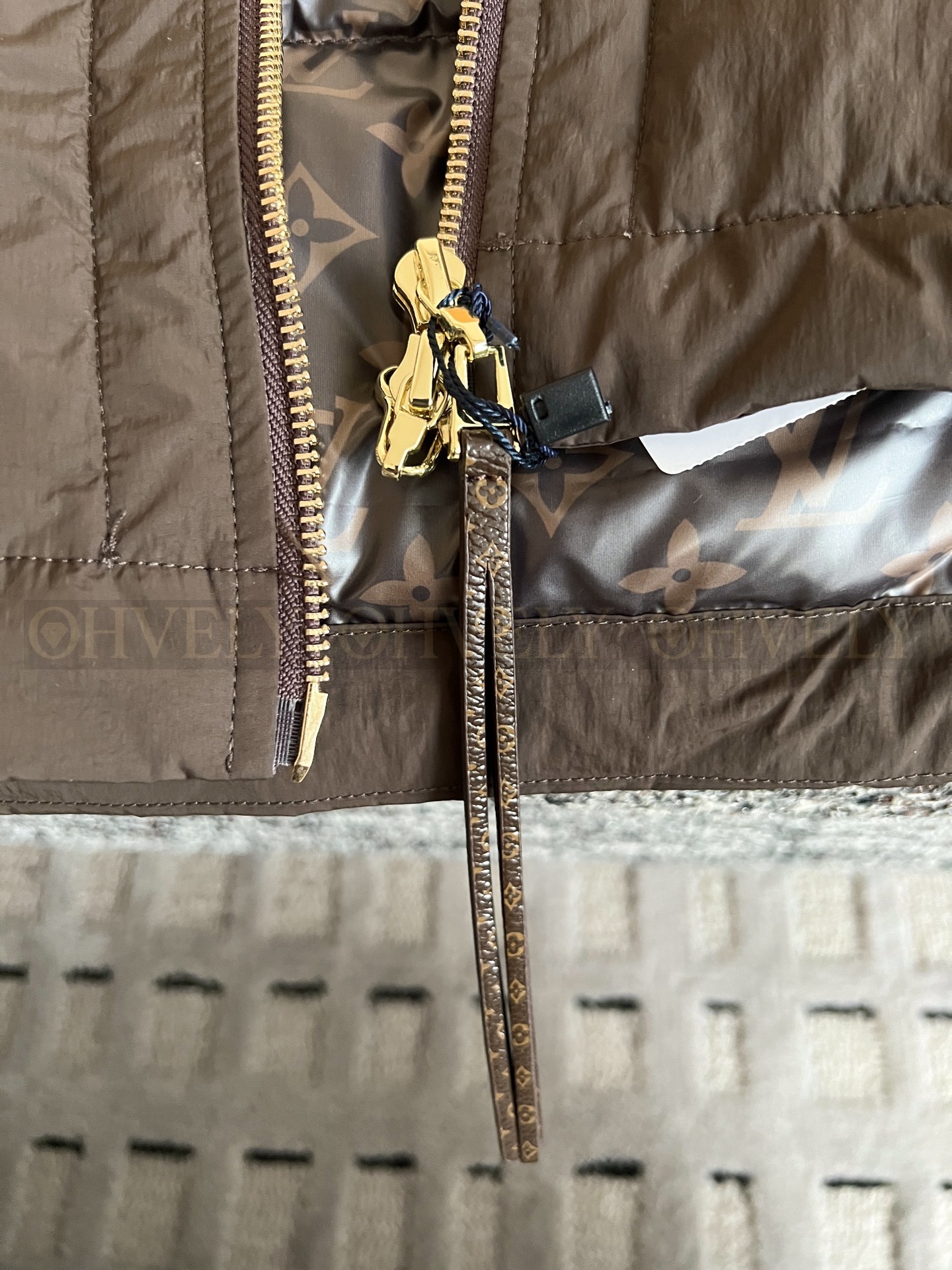 【 ZP 】Louis Vuitton 2025 패딩 점퍼 (매장가 680만원) 상품 썸네일