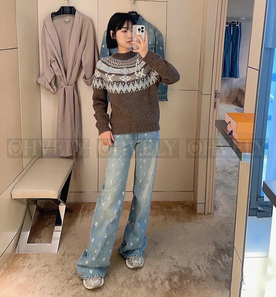 【 ZP 】Louis Vuitton 2025 스웨터 (매장가 302만원) 상품 썸네일