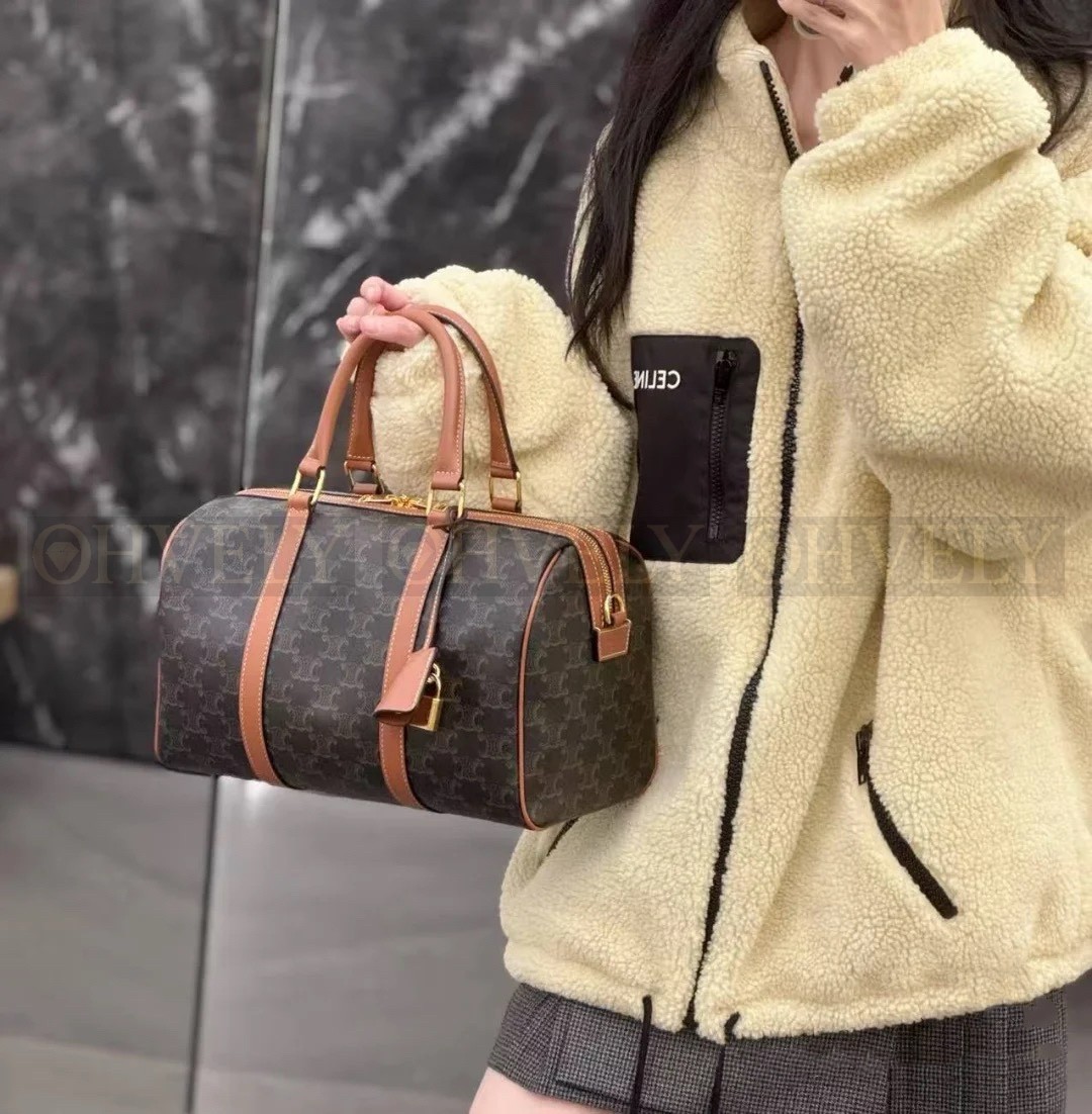 【 ZP 】Celine 2025 후리스 자켓 (매장가 350만원) 상품 썸네일
