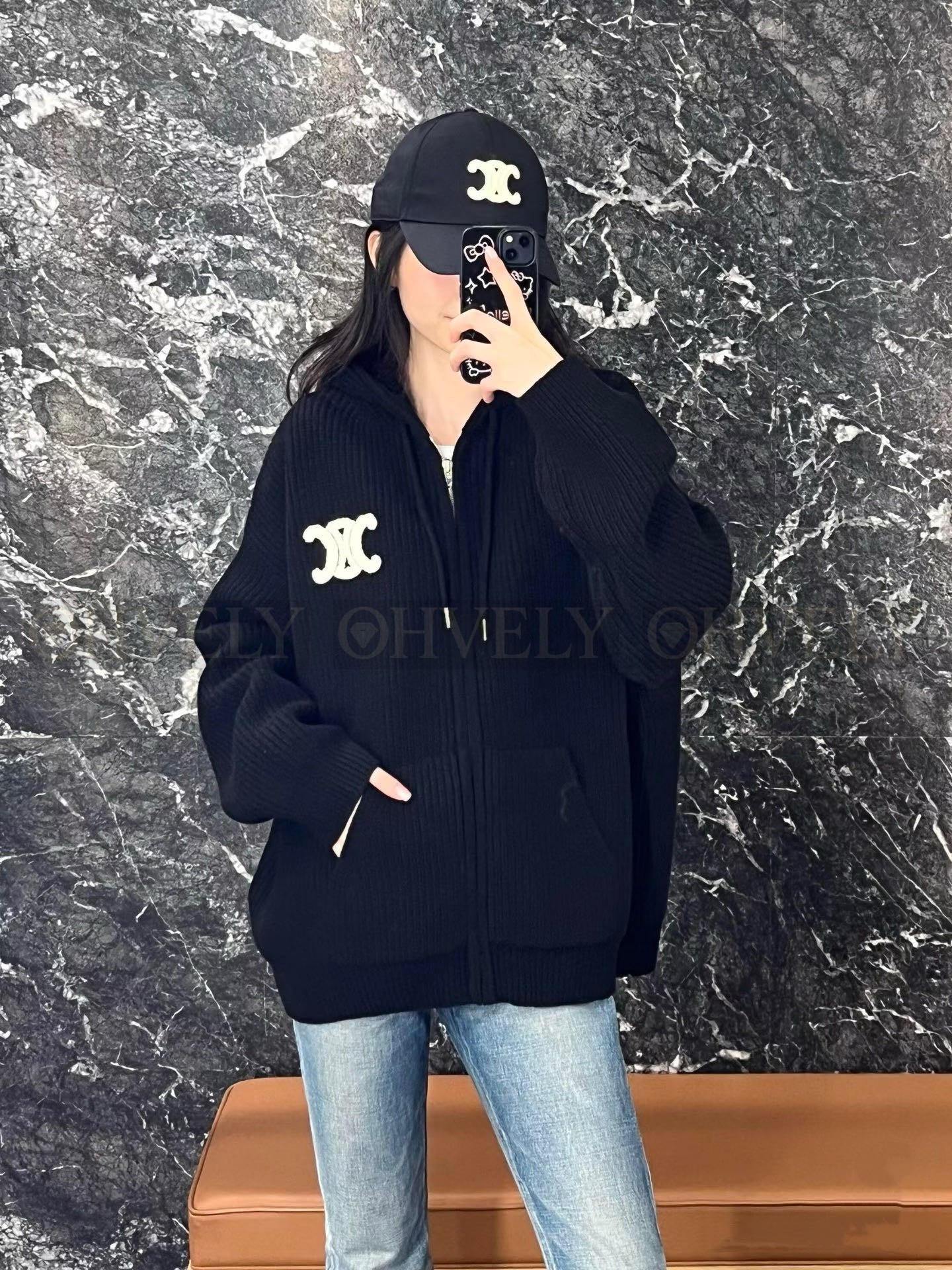 【 ZP 】Celine 2025 니트 후드 집업 (매장가 250만원) 상품 썸네일