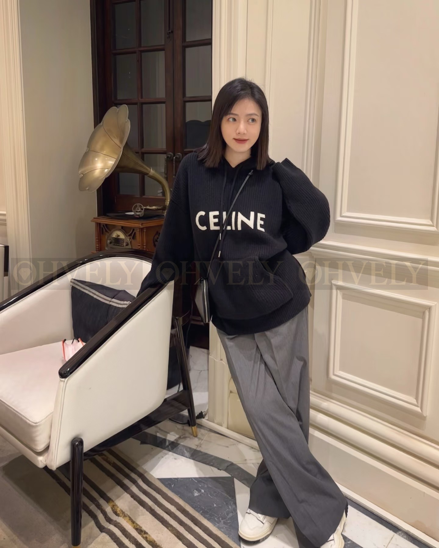 【 ZP 】Celine 2025 니트후드 (매장가 250만원) 상품 썸네일