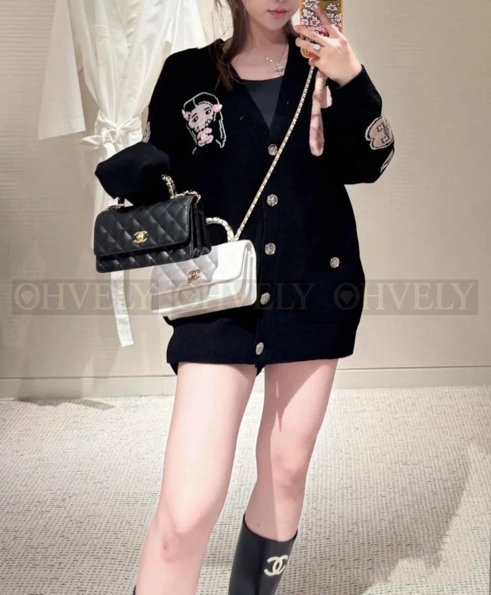 【 ZP 】CHANEL 2025 F/W 니트 가디건 (매장가 798만원) 상품 썸네일