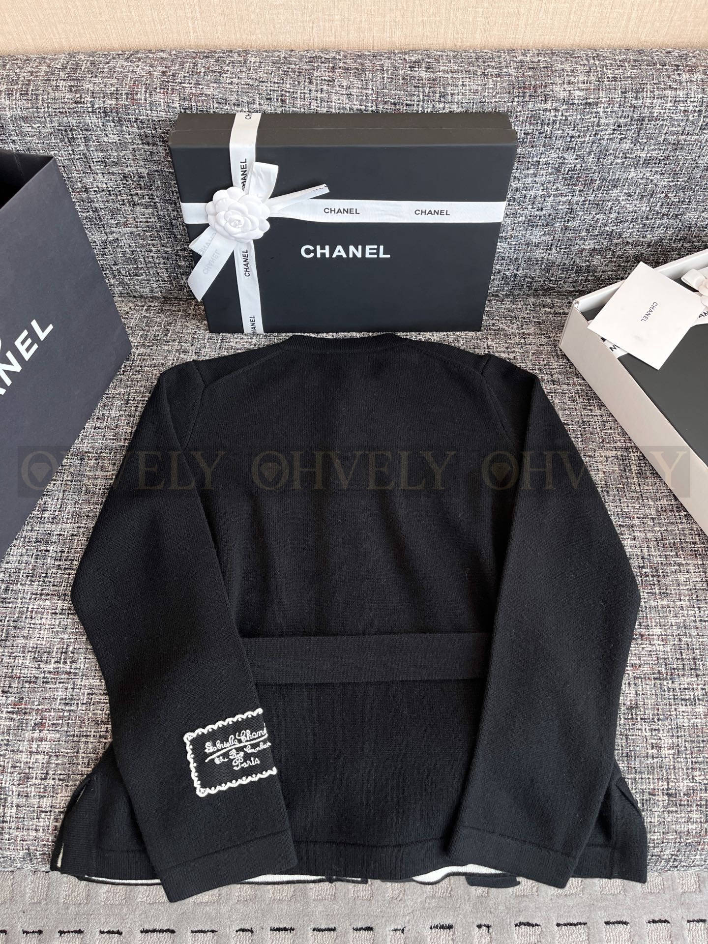 【 ZP 】CHANEL 2025 F/W 니트 코트 (매장가 730만원) 상품 썸네일