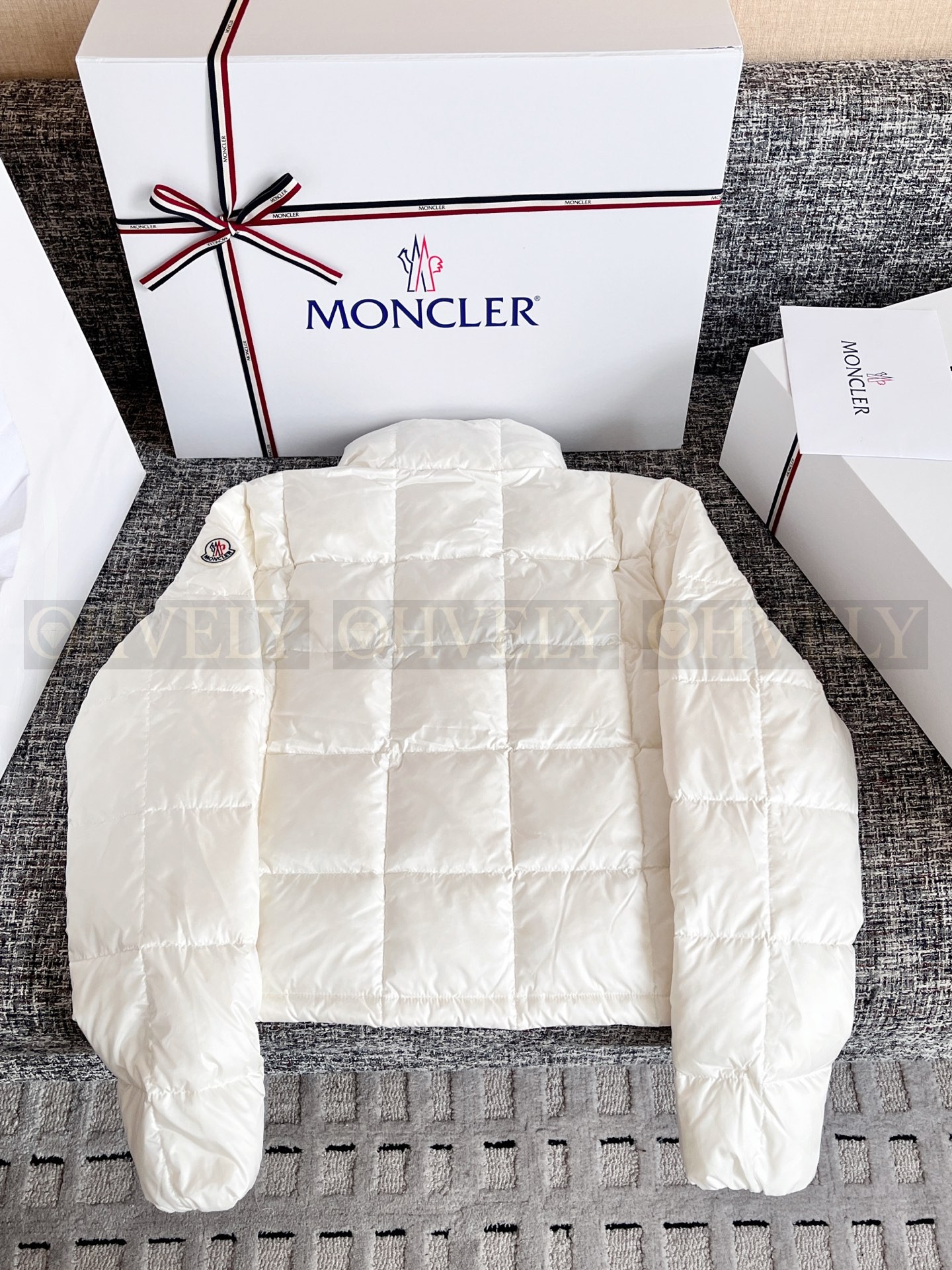 【 ZP 】Moncler 2025 패딩 (매장가 265만원) 상품 썸네일